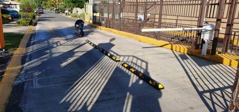 Instalación divisiones de carriles.